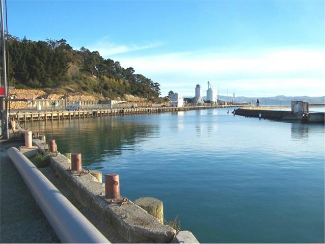 Gisborne Harbour - Port of Gisborne New Zealand