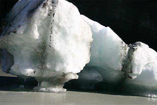 Ice at the Tasman Glacier